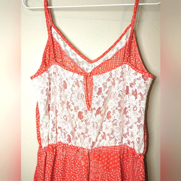 Andree by Unit Jumpsuit Large Coral & White lace back cinch waist romper - Picture 5 of 16